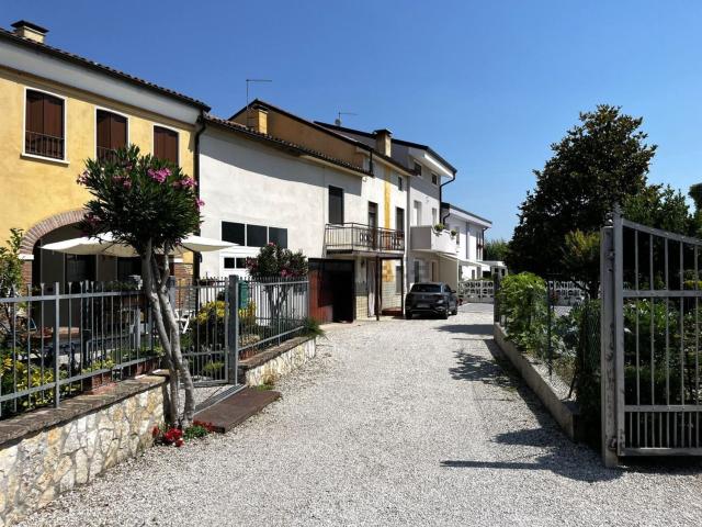 Villetta a schiera in vendita di 210 m² in Via Andrea Palladio