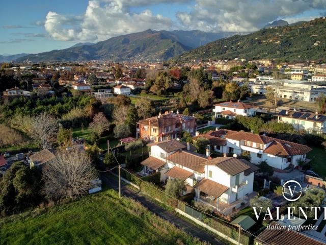 Villetta a schiera in vendita di 210 m² in Via Osterietta