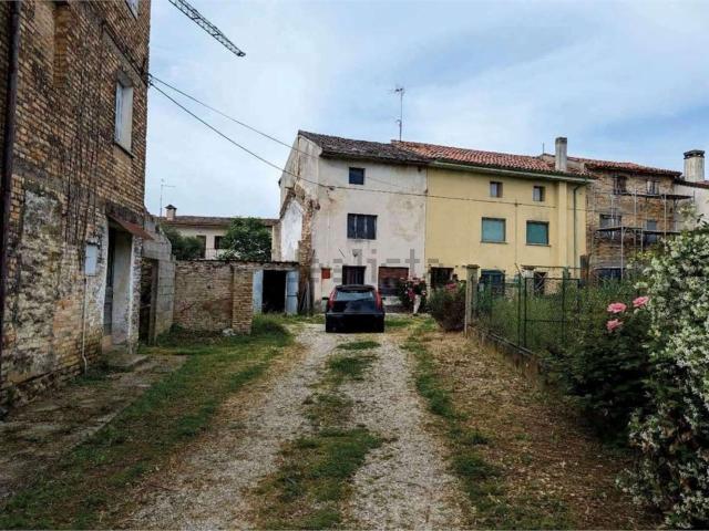 Villetta a schiera in vendita di 210 m² in Via Santa Sabata, 45