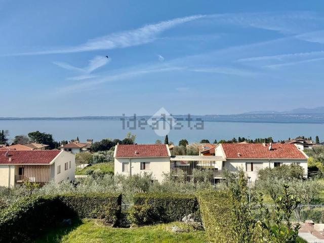 Villetta a schiera in vendita di 210 m² in Via P. Mascagni, 10
