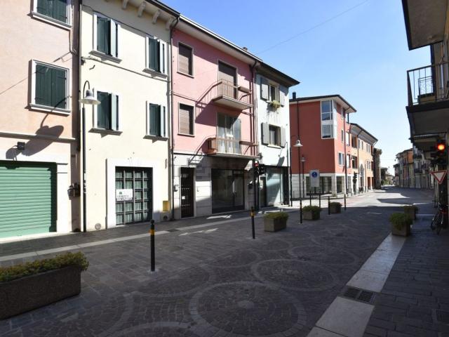 Villetta a schiera in vendita di 210 m² in Corso Giuseppe Mazzini, 112