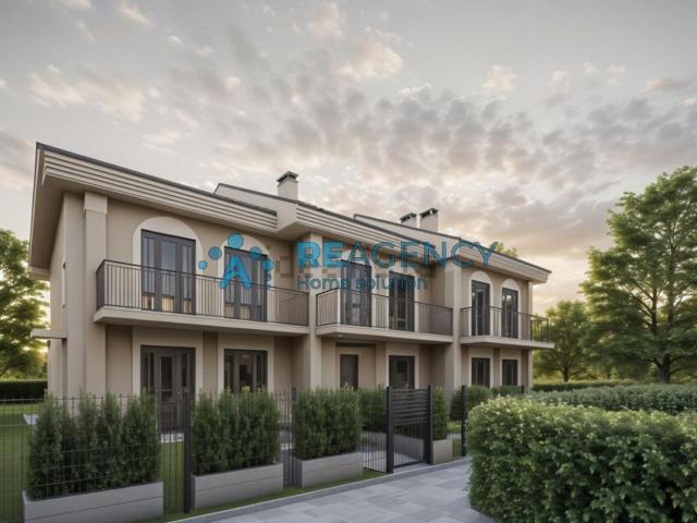 Villetta a schiera in vendita di 211 m² in Via Nazario Sauro