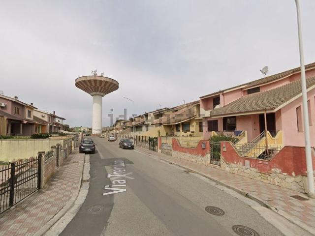 Villetta a schiera in vendita di 211 m² in Via Trentino, 30