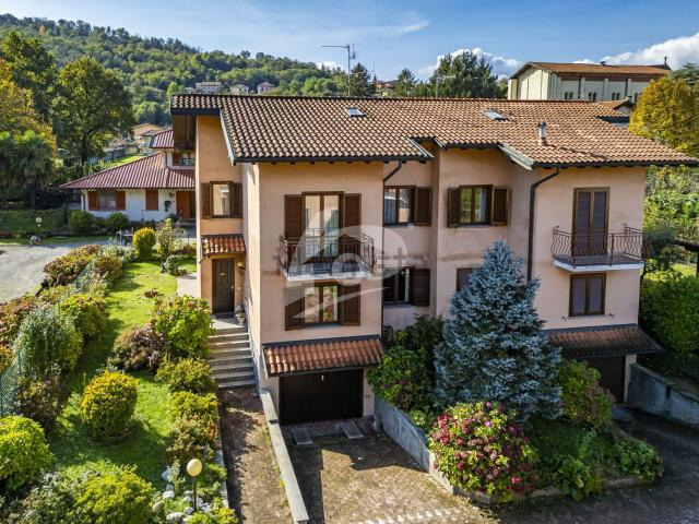 Villetta a schiera in vendita di 212 m² in Via E. Toti, 6