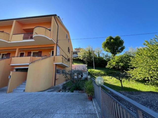 Villetta a schiera in vendita di 213 m²