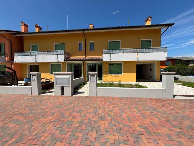 Villetta a schiera in vendita di 215 m²