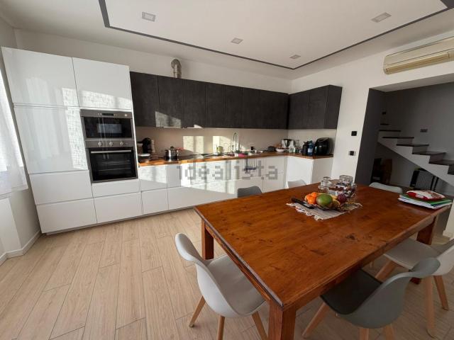 Villetta a schiera in vendita di 215 m²