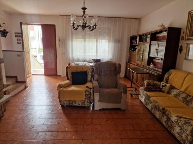 Villetta a schiera in vendita di 215 m²