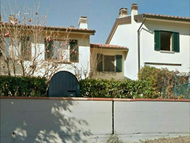 Villetta a schiera in vendita di 216 m² in Via di Balatro, 58
