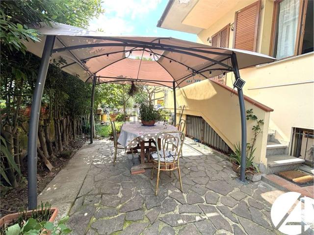 Villetta a schiera in vendita di 216 m² in Via Pio X, 156