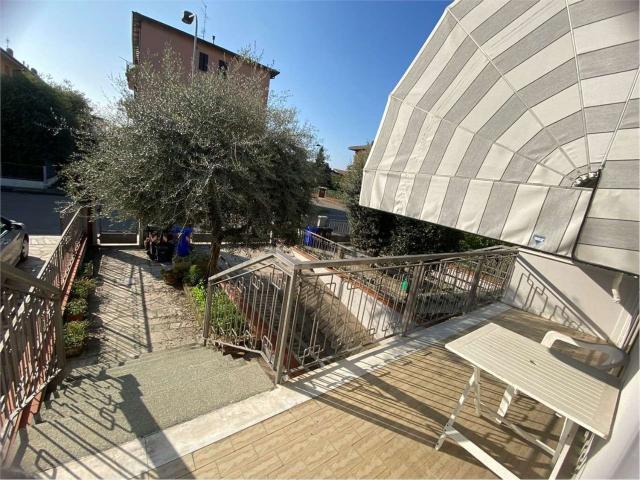 Villetta a schiera in vendita di 217 m² in Via Bonasi
