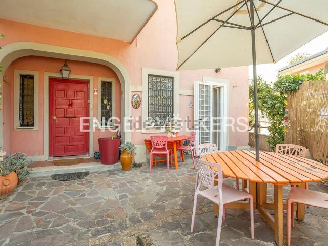 Villetta a schiera in vendita di 217 m² in Via Vincenzo Arangio Ruiz