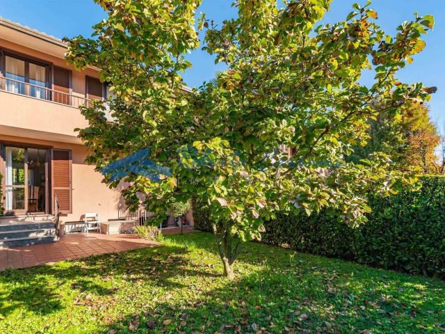 Villetta a schiera in vendita di 219 m² in Via Papa Pio XI, 63