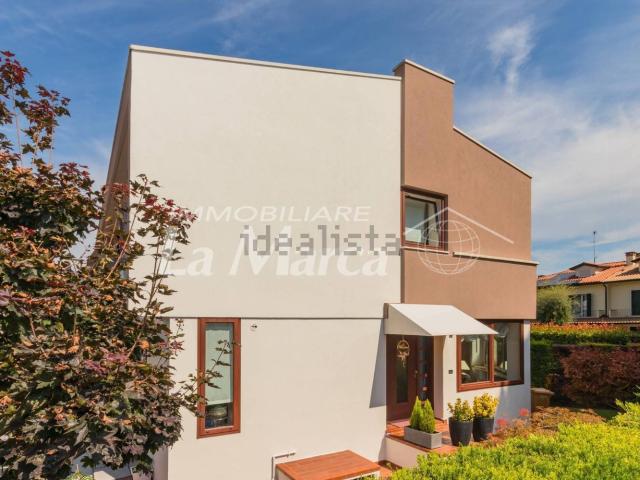 Villetta a schiera in vendita di 220 m²