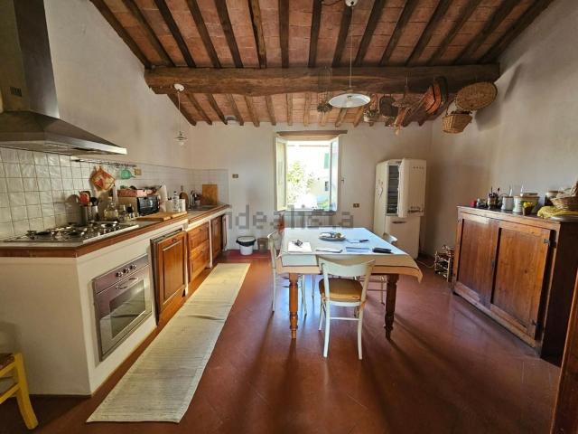Villetta a schiera in vendita di 220 m² in Via Comunale