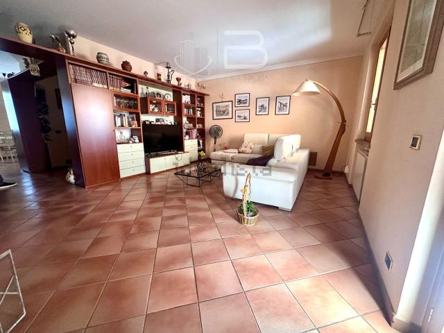 Villetta a schiera in vendita di 220 m² in Via Burianino