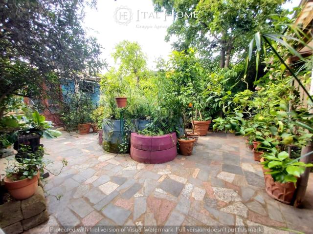 Villetta a schiera in vendita di 220 m² in Via Guglielmo Marconi