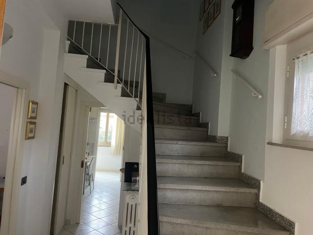 Villetta a schiera in vendita di 220 m² in Via Palmiro Togliatti