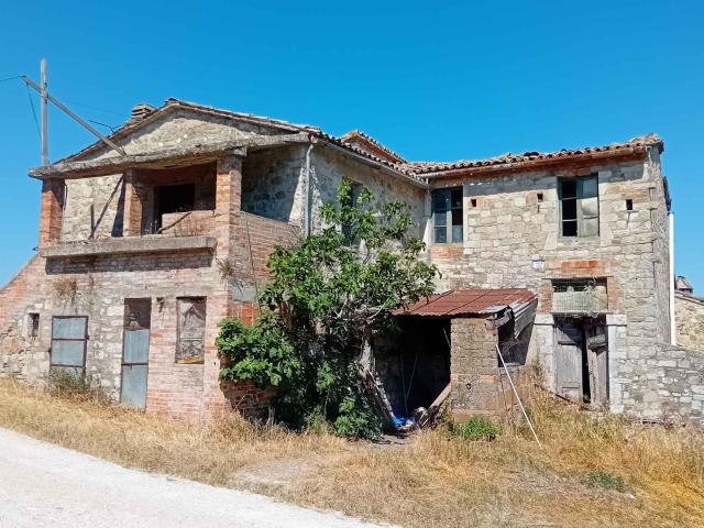 Villetta a schiera in vendita di 220 m² in Via pesciano