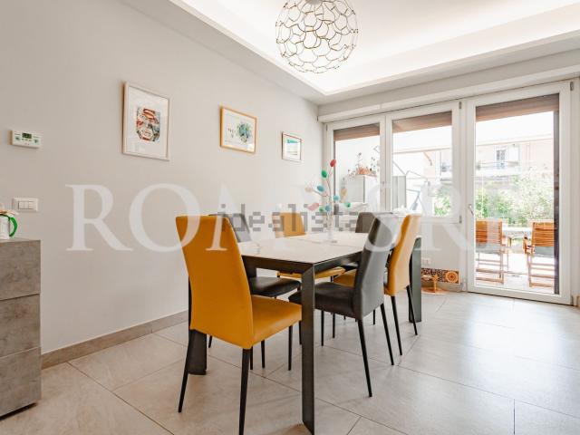 Villetta a schiera in vendita di 220 m² in Via Tespi