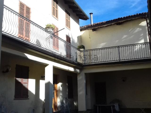Villetta a schiera in vendita di 220 m² in Via Ugo Pierino
