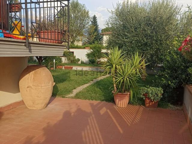 Villetta a schiera in vendita di 220 m² in Strada statale