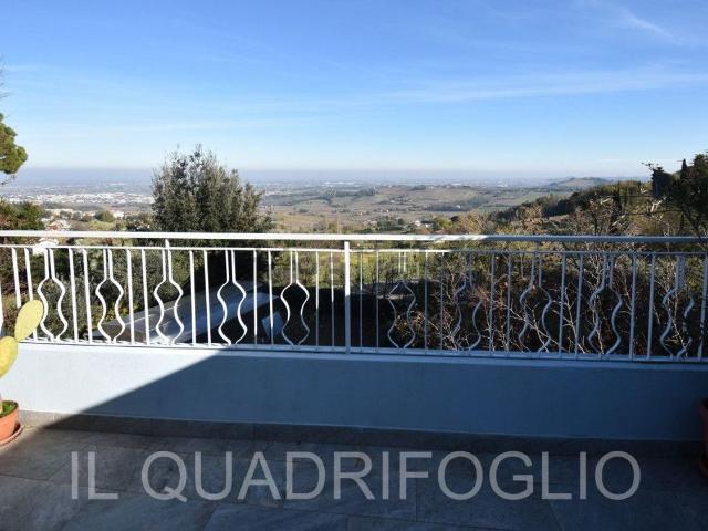 Villetta a schiera in vendita di 220 m² in Strada Provinciale 65