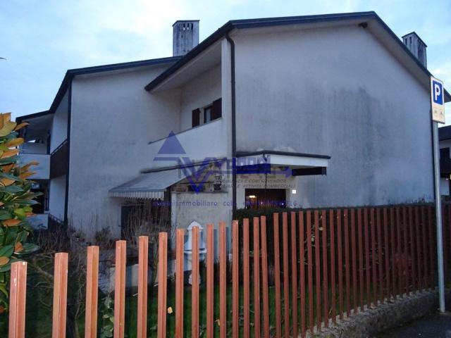 Villetta a schiera in vendita di 223 m²