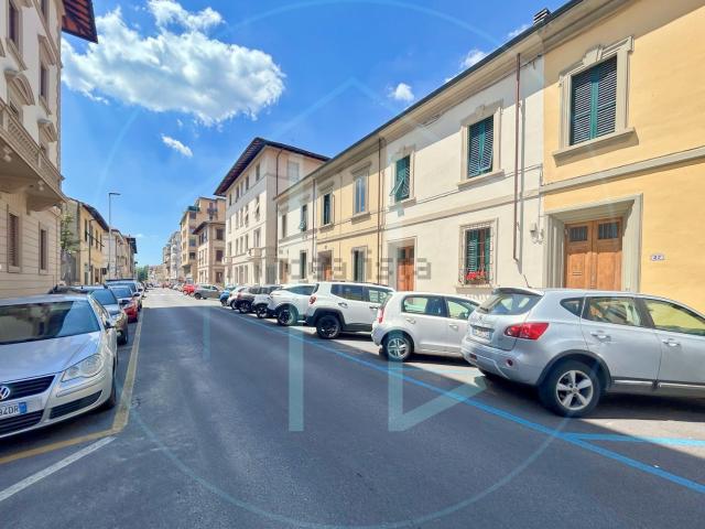Villetta a schiera in vendita di 224 m² in Via Francesco Veracini, 25
