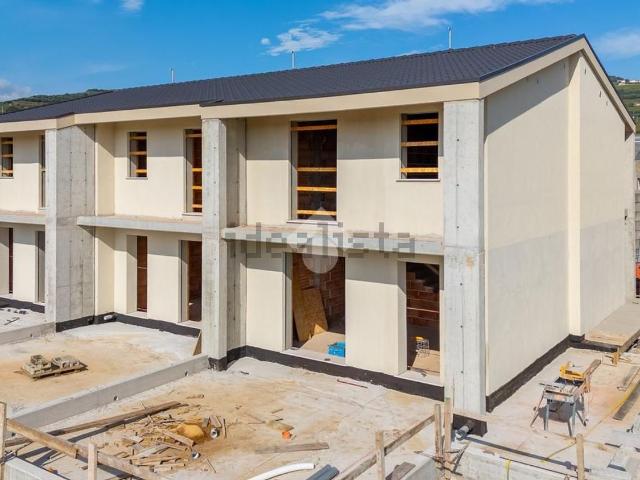 Villetta a schiera in vendita di 225 m² in Via dei Tigli