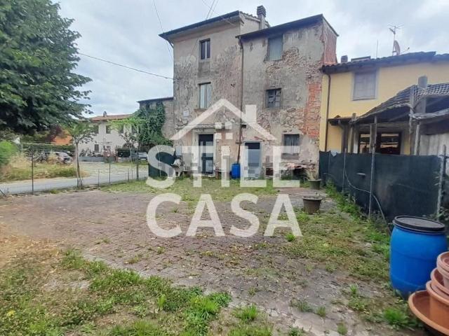 Villetta a schiera in vendita di 225 m² in Via Martiri della Libertà