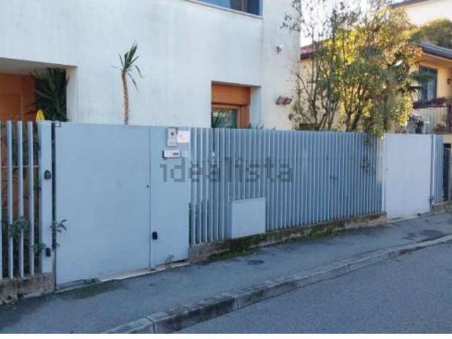 Villetta a schiera in vendita di 227 m² in Via Jacopo da Montagnana, 78