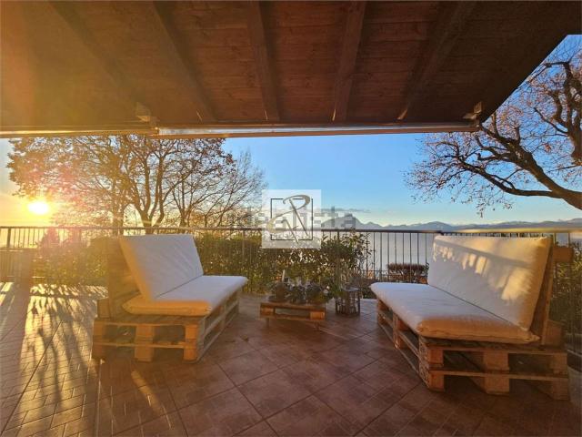 Villetta a schiera in vendita di 230 m² in Via Dordoni
