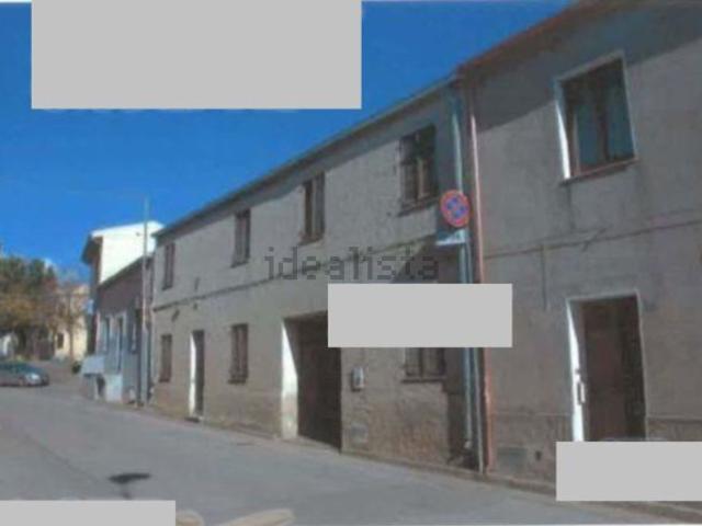 Villetta a schiera in vendita di 235 m² in Via Nazionale, 148