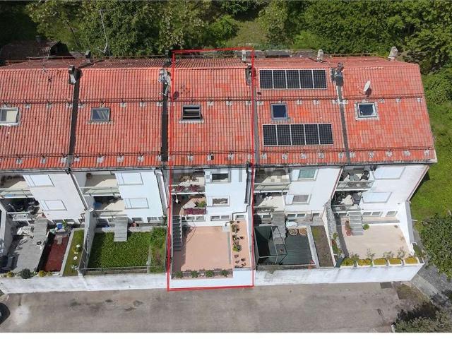 Villetta a schiera in vendita di 236 m²