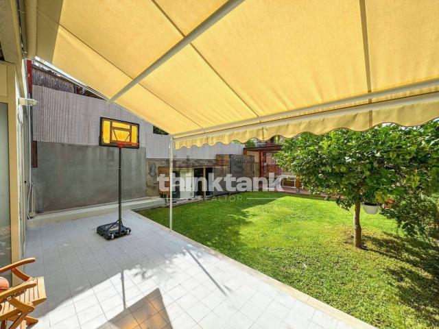 Villetta a schiera in vendita di 238 m² in Via Maria Montessori