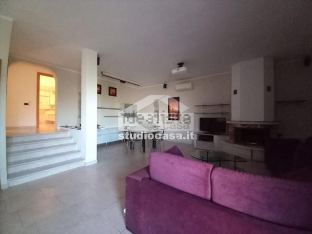 Villetta a schiera in vendita di 240 m² in Via 1º Maggio