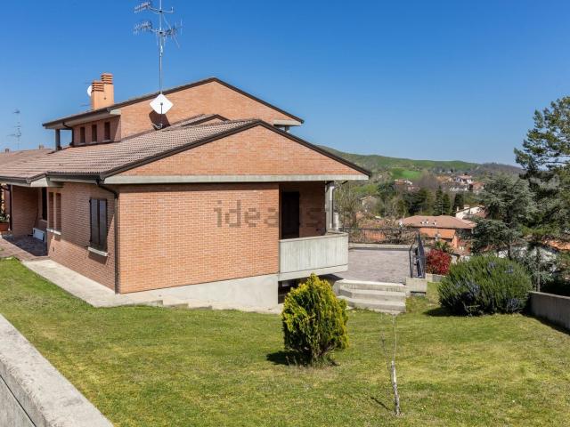 Villetta a schiera in vendita di 240 m² in Via Canova, 13