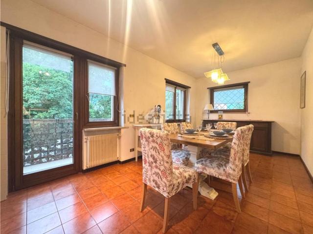 Villetta a schiera in vendita di 240 m² in Via Giancarlo Marzona, 23