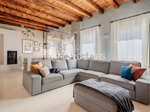 Villetta a schiera in vendita di 240 m² in Via della Martinella