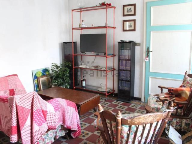Villetta a schiera in vendita di 240 m² in Via di Tiglio, 314