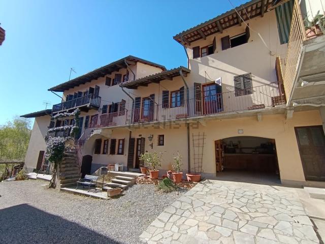Villetta a schiera in vendita di 240 m² in Via Forte, 117