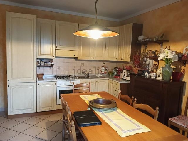 Villetta a schiera in vendita di 240 m² in Via Orlandini