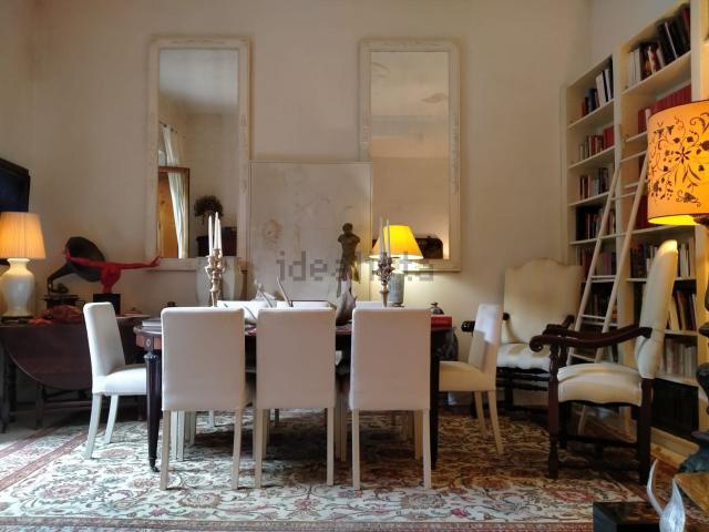 Villetta a schiera in vendita di 240 m² in Via Machiavelli