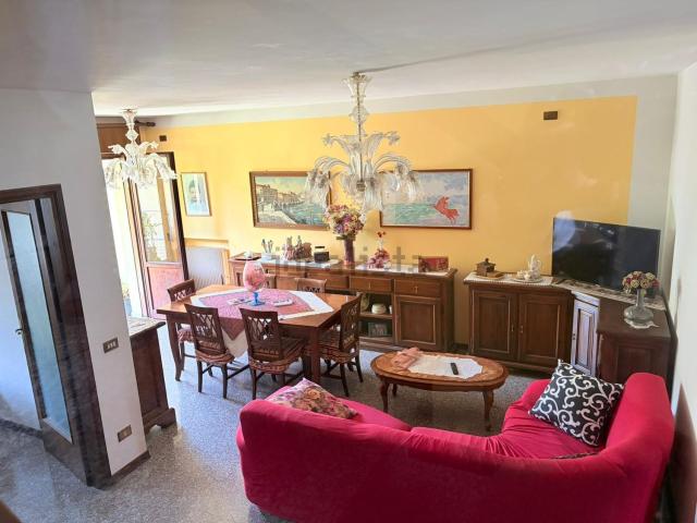 Villetta a schiera in vendita di 240 m² in Via Scaltenigo, 86