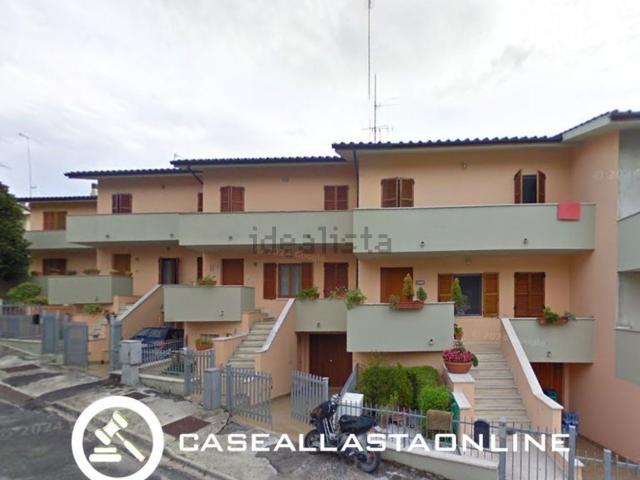 Villetta a schiera in vendita di 240 m² in Via Sibillini