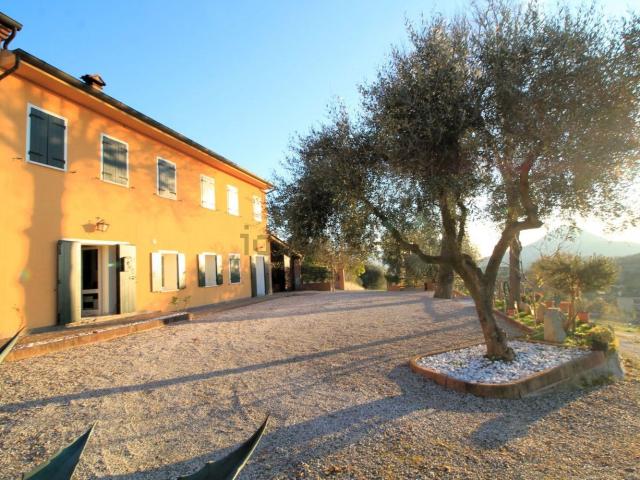 Villetta a schiera in vendita di 240 m² in Via Prossima