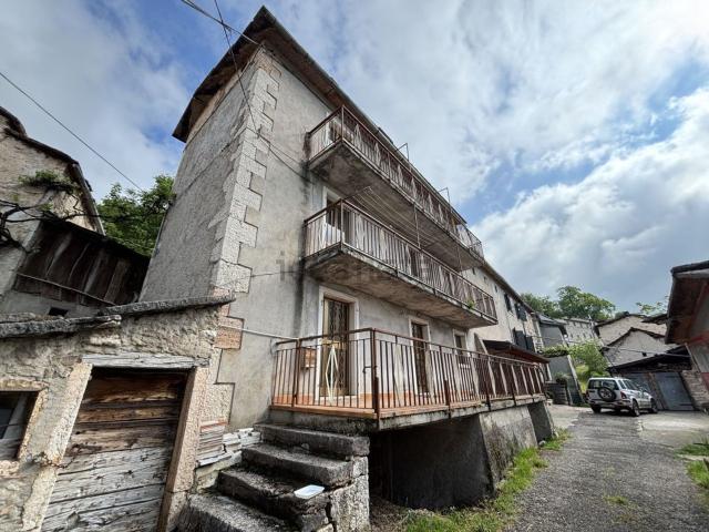 Villetta a schiera in vendita di 240 m² in Contrada Scardon