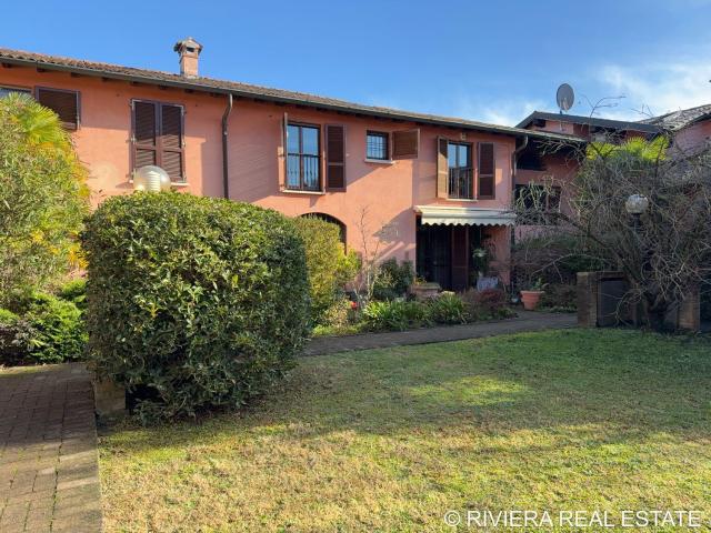 Villetta a schiera in vendita di 243 m² in Via Goffredo Mameli