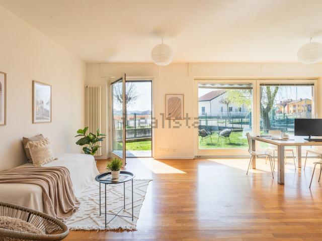 Villetta a schiera in vendita di 243 m² in Via Vittorio Veneto, 20